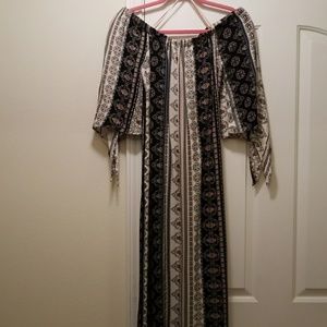 NWOT Print Caftan Maxi Dress